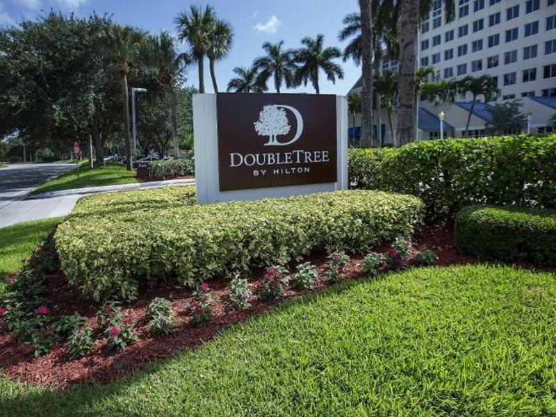 Doubletree By Hilton Hotel Deerfield Beach Boca Raton Экстерьер фото